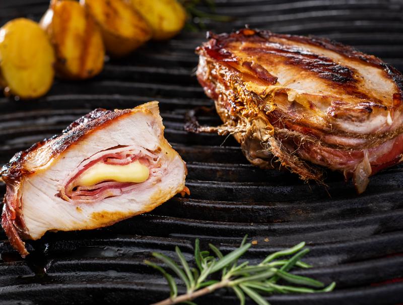 Karreesteak vom Schwein à la Cordon bleu