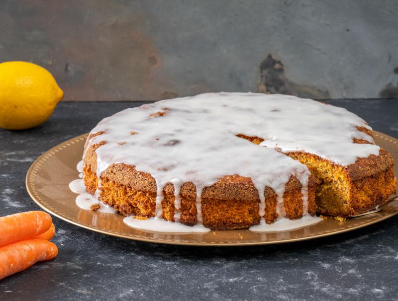 Karottenkuchen mit Orangenglasur