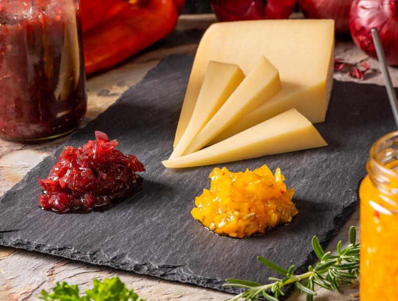 Paprikamarmelade und Zwiebelchutney