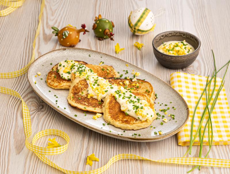 Erdäpfelpancakes mit Eiercreme