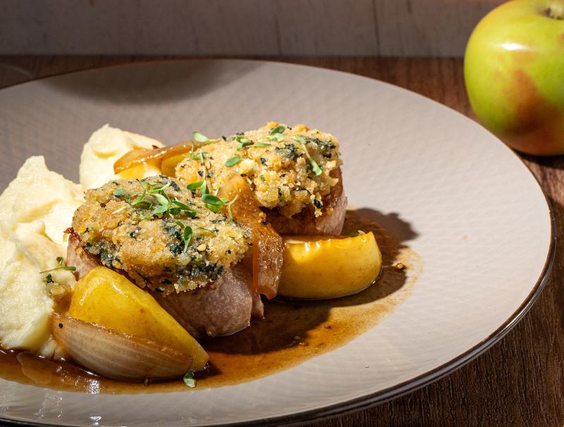 Schweinsmedaillons mit Bärlauchkruste