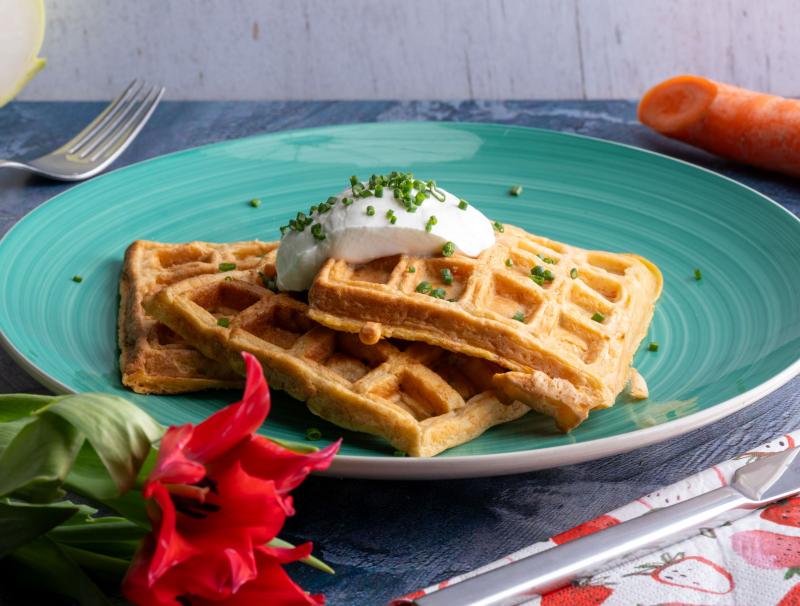 Gemüsewaffeln mit Joghurtdip