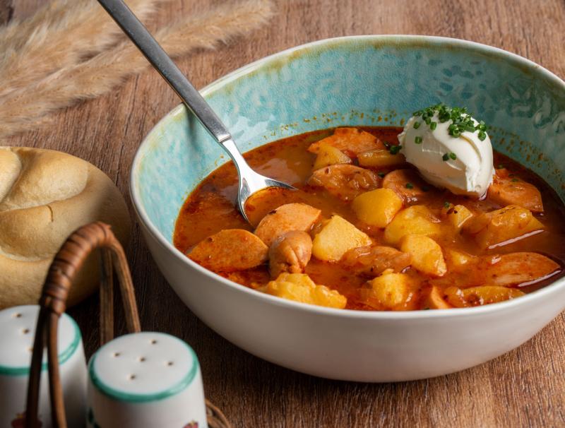Traditionelles Erdäpfelgulasch