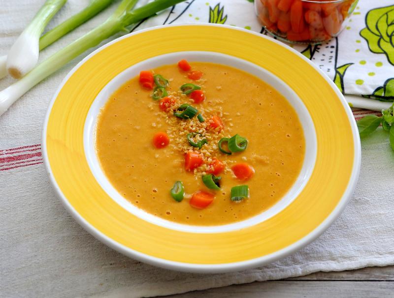 Karottensuppe mit Kokosmilch