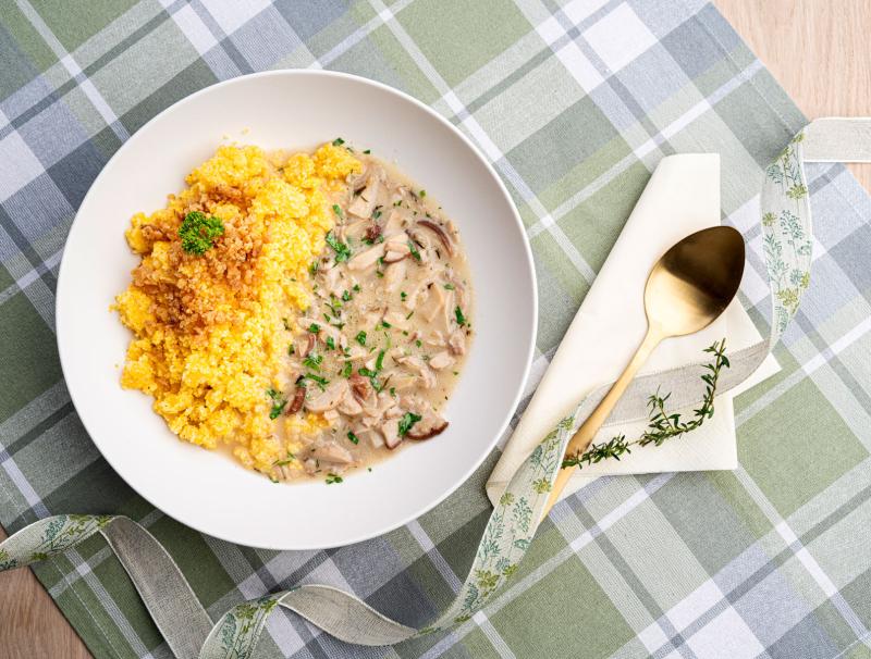 Türkischer Sterz mit Schwammerlsuppe