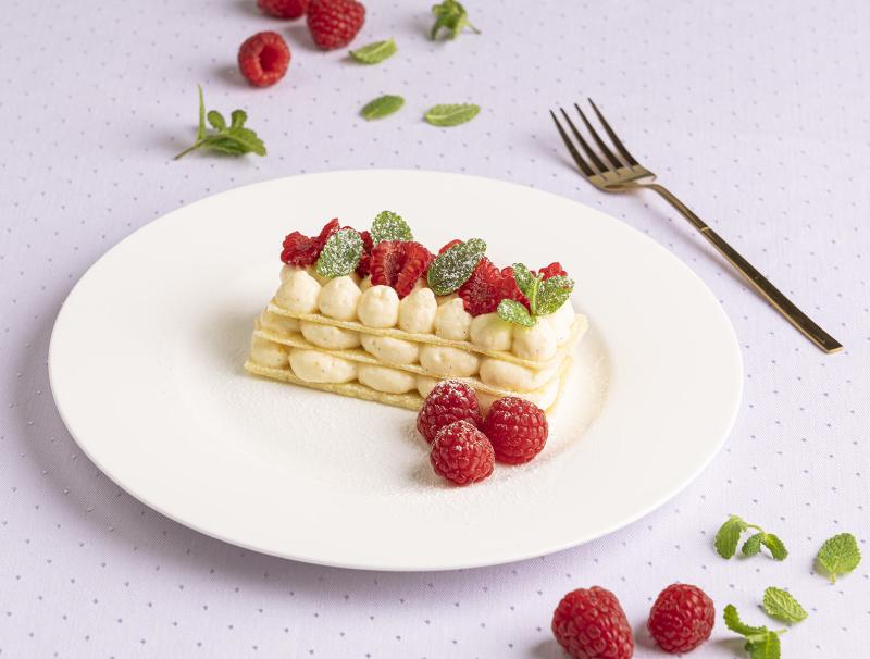 Mille-feuille mit weißer Schokolade