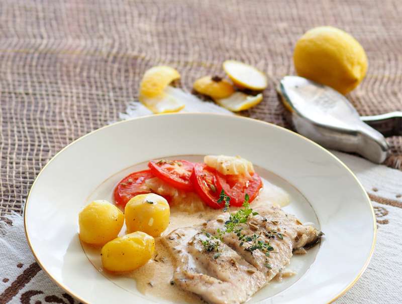 Karpfenfilets mit Weißweinsauce