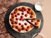 Weichseltarte mit Spekulatiusboden