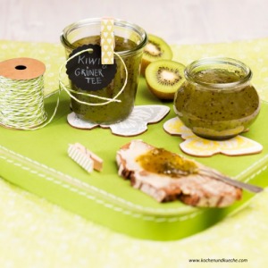 Kiwi-Marmelade mit grünem Tee