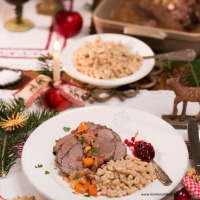 Gebeizte Damwildkeule mit Kastanien-Spätzle