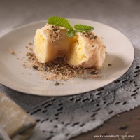 Gekochter Grießstrudel mit Kürbiskernbröseln