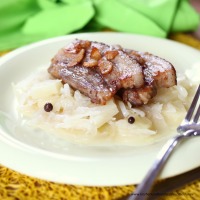 Ingwerbraten mit Ananas-Sauerkraut