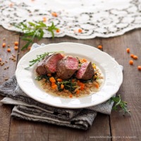 Steak mit Spinat-Dinkelreis