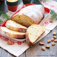 Christstollen mit Topfen