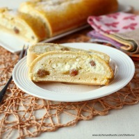 Topfenstrudel aus Mürbteig